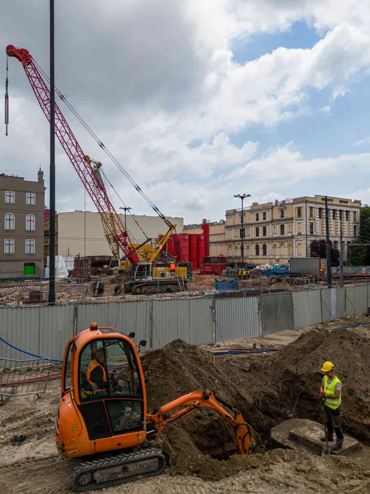 Tutaj powstaje podziemna stacja kolejowa "Łódź Śródmieście"