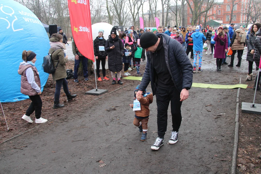 Pączek Run 2024 w parku Poniatowskiego w Łodzi