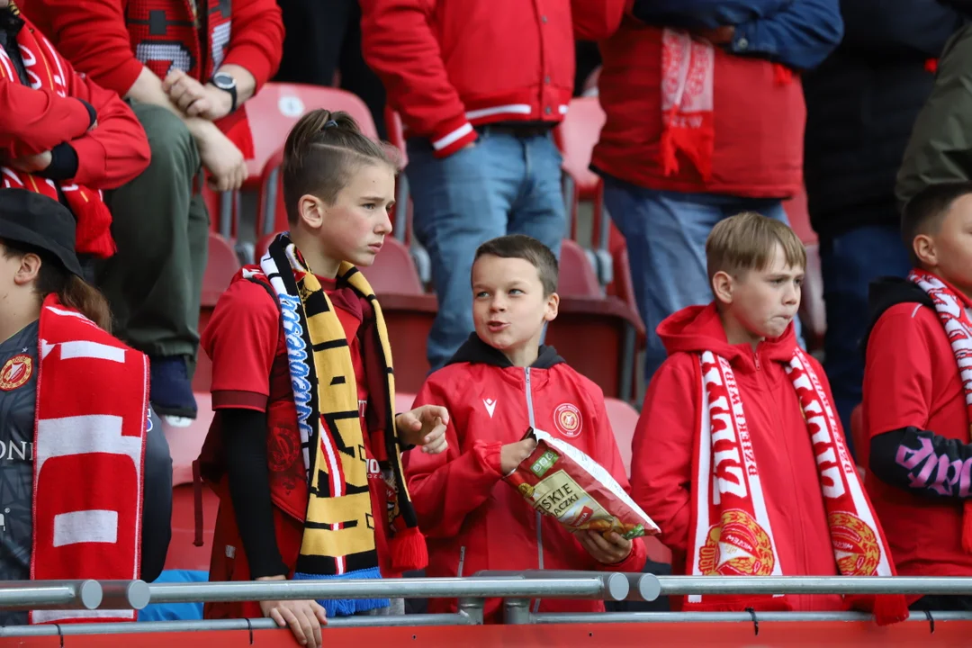 Widzew Łódź kontra Puszcza Niepołomice