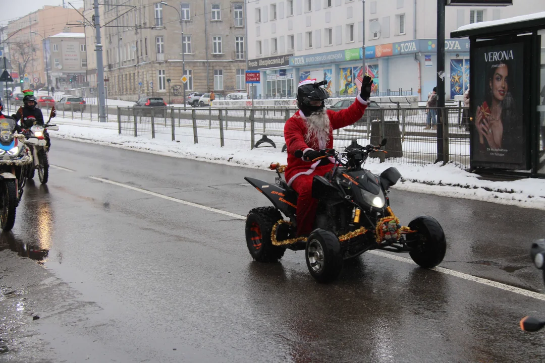 Parada MotoMikołajów w Manufakturze w Łodzi - 9.12.2023 r.