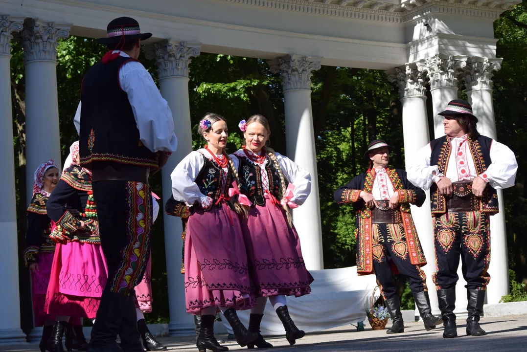 Spotkanie z folklorem w Parku Julianowskim