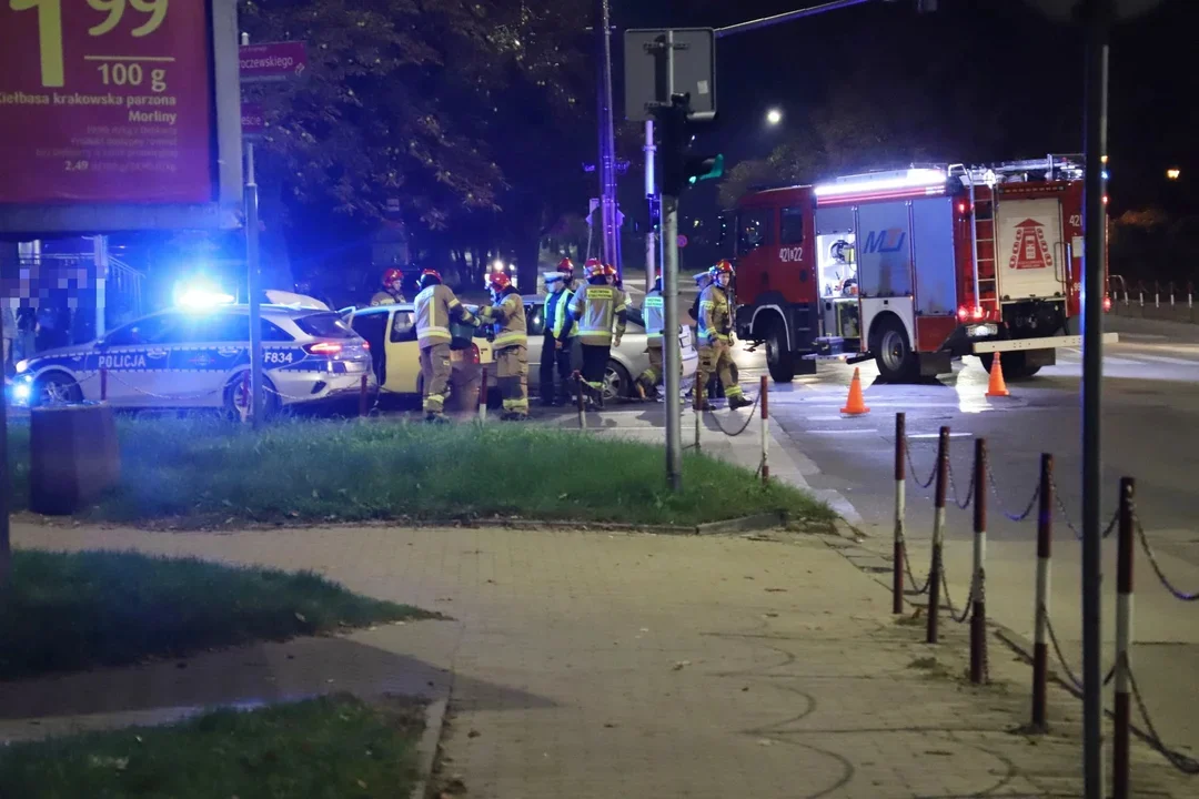 W sieci pojawiło się nagranie z weekendowego wypadku w Kutnie. Doszło do wymuszenia pierwszeństwa