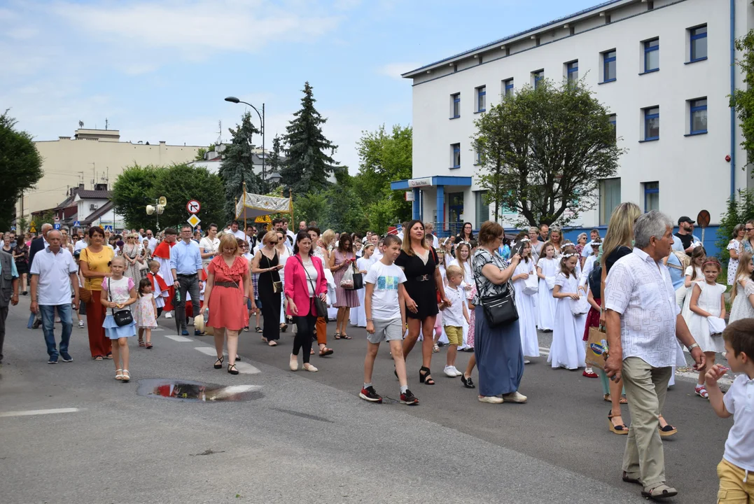 procesja Bożego Ciała w parafii Matki Bożej Dobrej Rady w Zgierzu