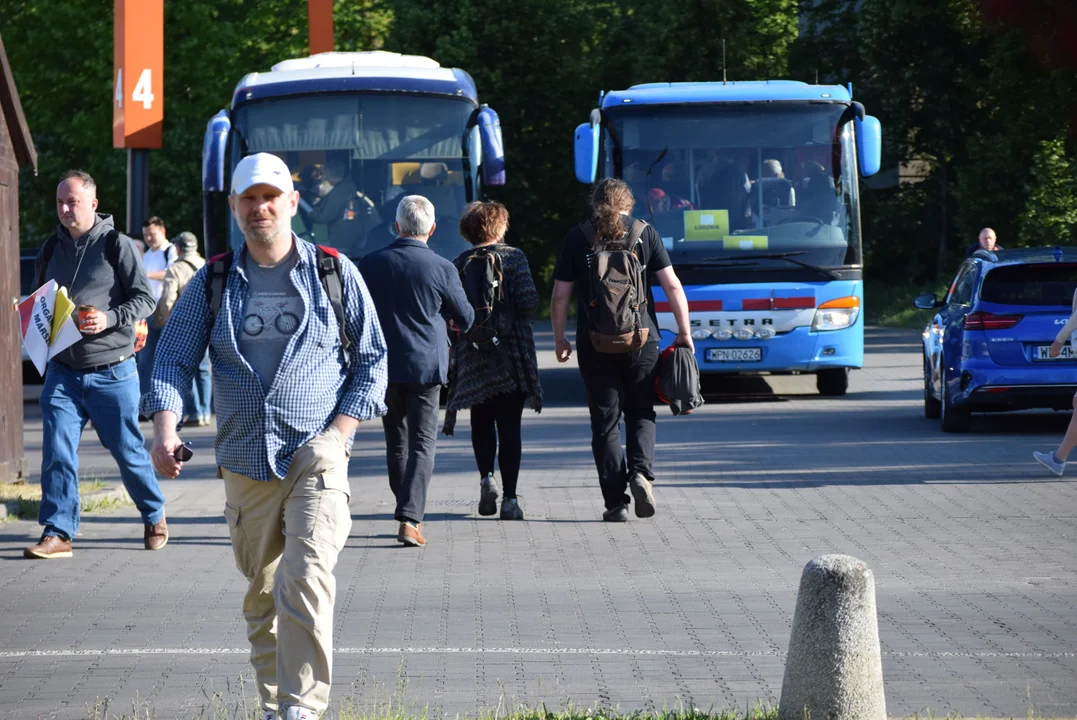 Łodzianie pojechali na marsz do Warszawy