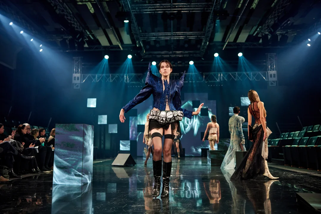 Łódź Young Fashion. Karolina Pieniążek ze Złotą Nitką 2024