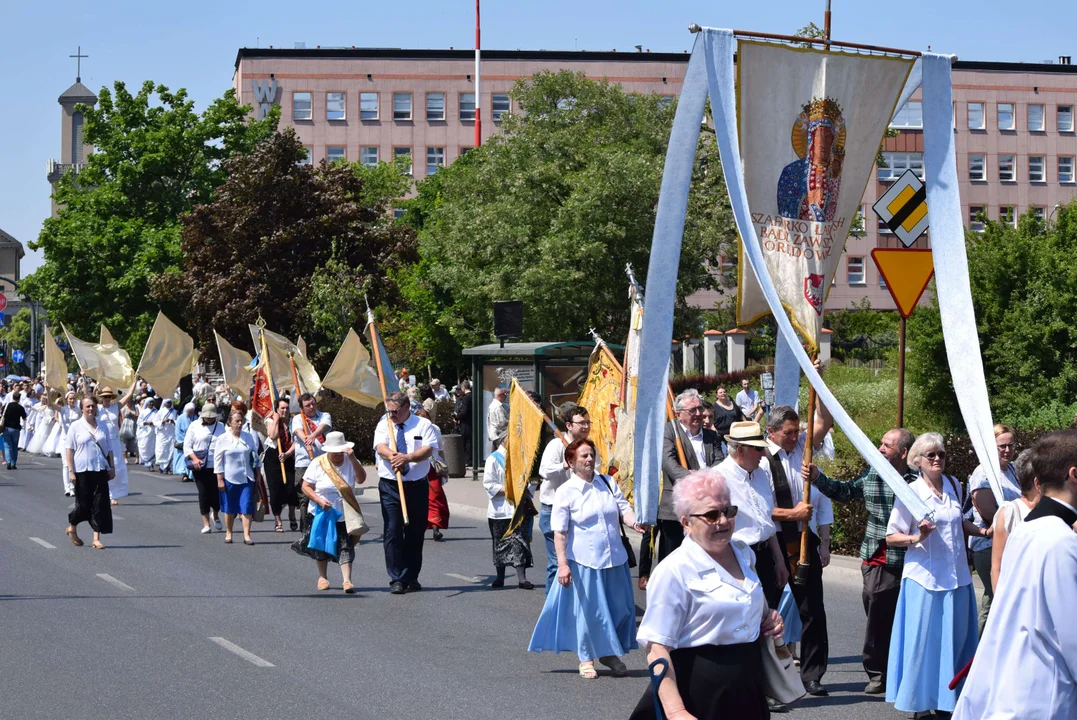 Procesje Bożego Ciała przeszły ulicami Łodzi