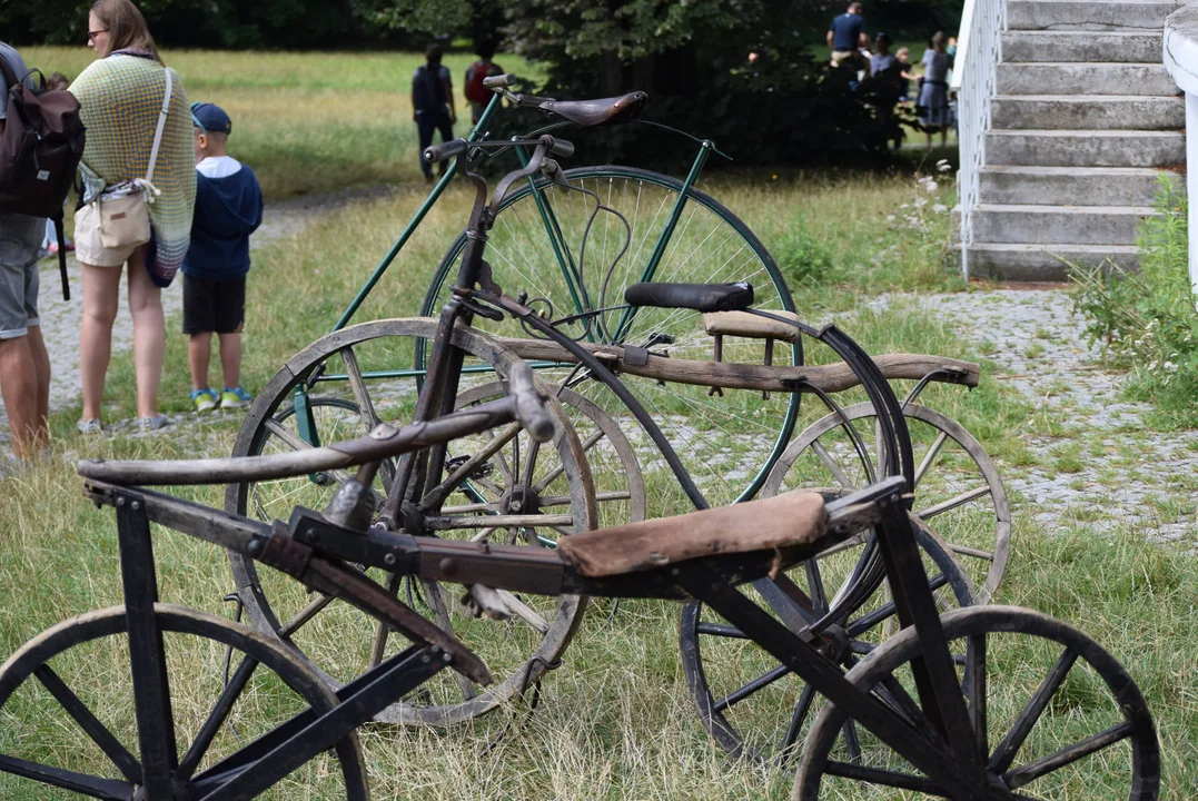 Historia rowerów w Parku Julianowskim na 600. urodizny Łodzi