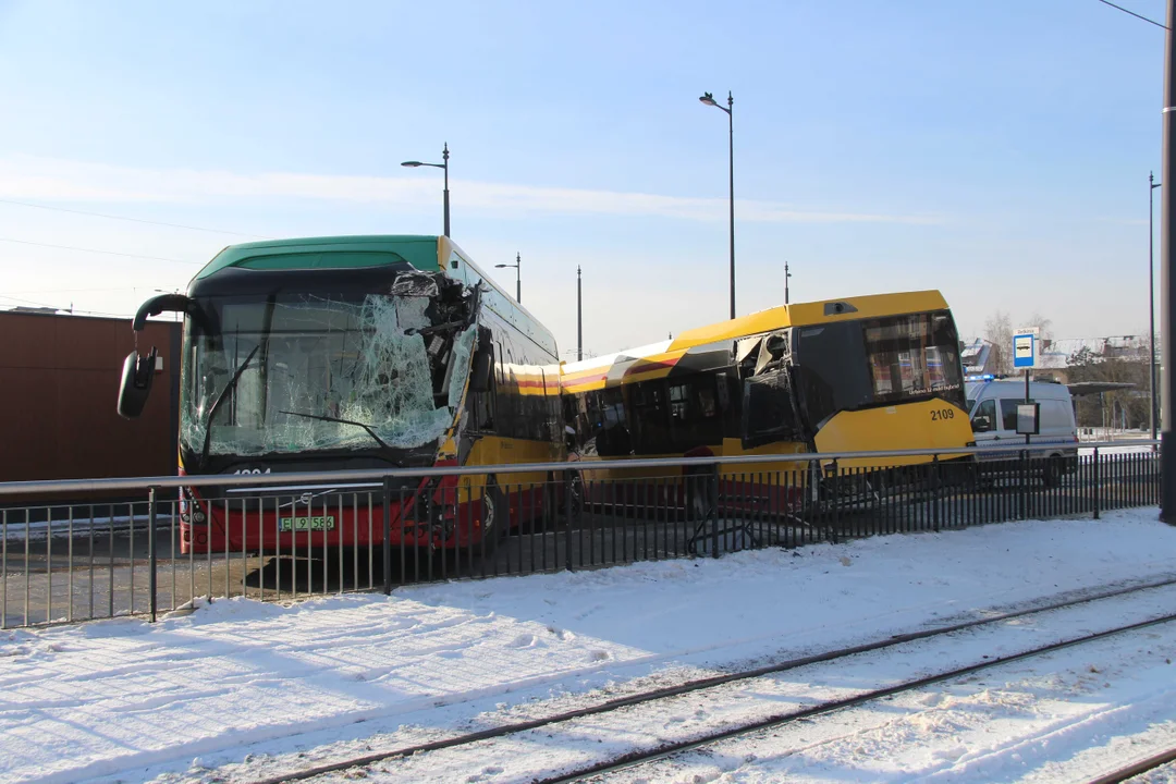 Zderzenie autobusów na Retkini