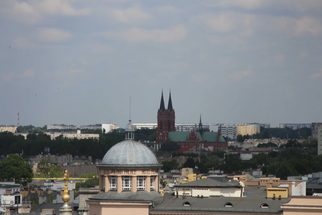 Nowy najemca w łódzkiej Bramie Miasta. Ten widok naprawdę robi wrażenie!