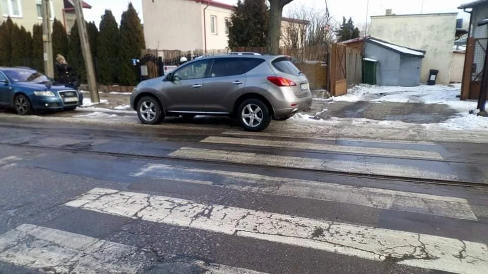 Jak parkują zgierzanie? Kolejna odsłona galerii "mistrzów". Czyżby bili się o palmę pierwszeństwa? [zdjęcia]