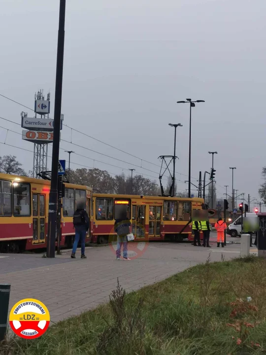 Kolizja tramwaju z samochodem ciężarowym na Aleksandrowskiej