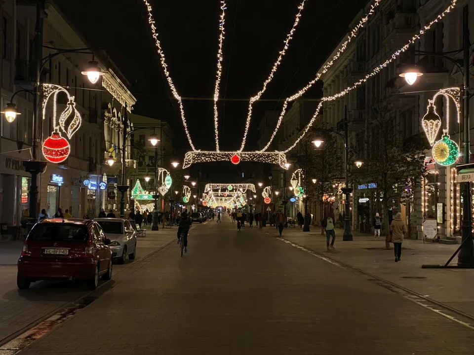 Świąteczna iluminacja na Piotrkowskiej