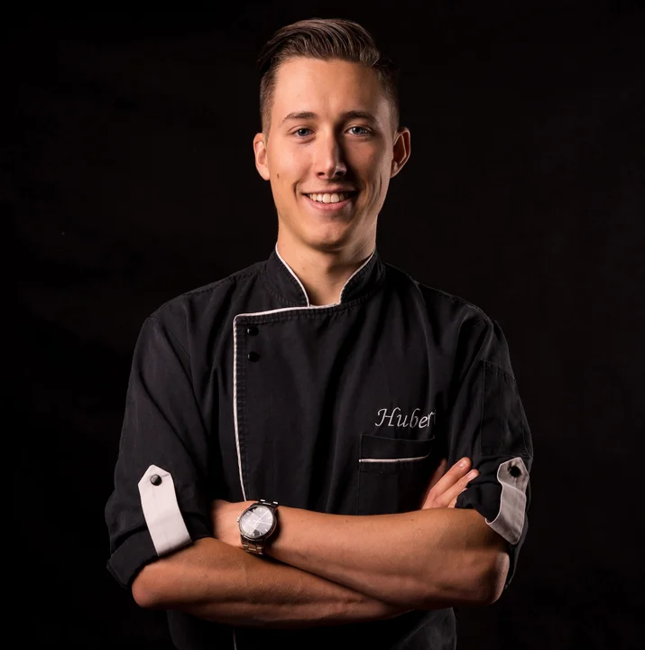 Hubert Jabłoński - łodzianin, kucharz i strażak ochotnik w wielkim finale Hell's Kitchen