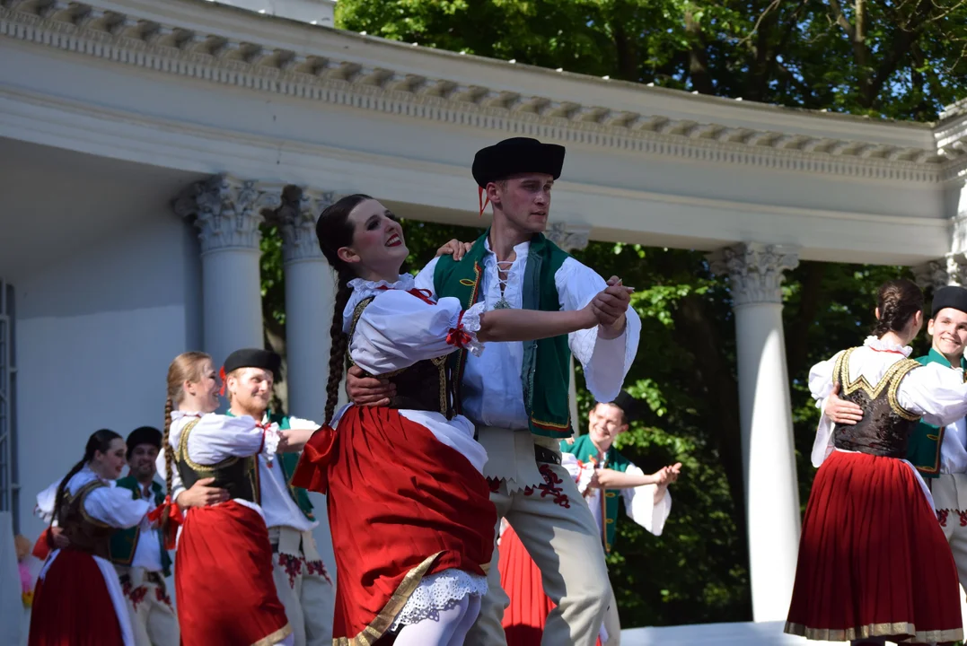 Spotkanie z folklorem w Parku Julianowskim