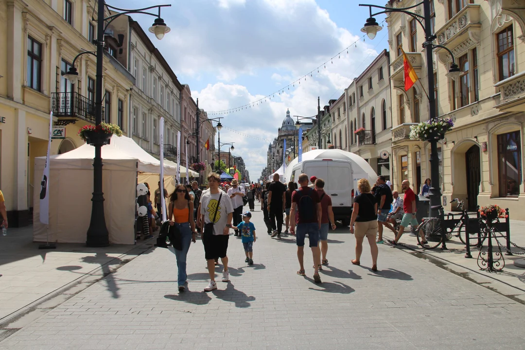 Huczne urodziny Łodzi na ul. Piotrkowskiej