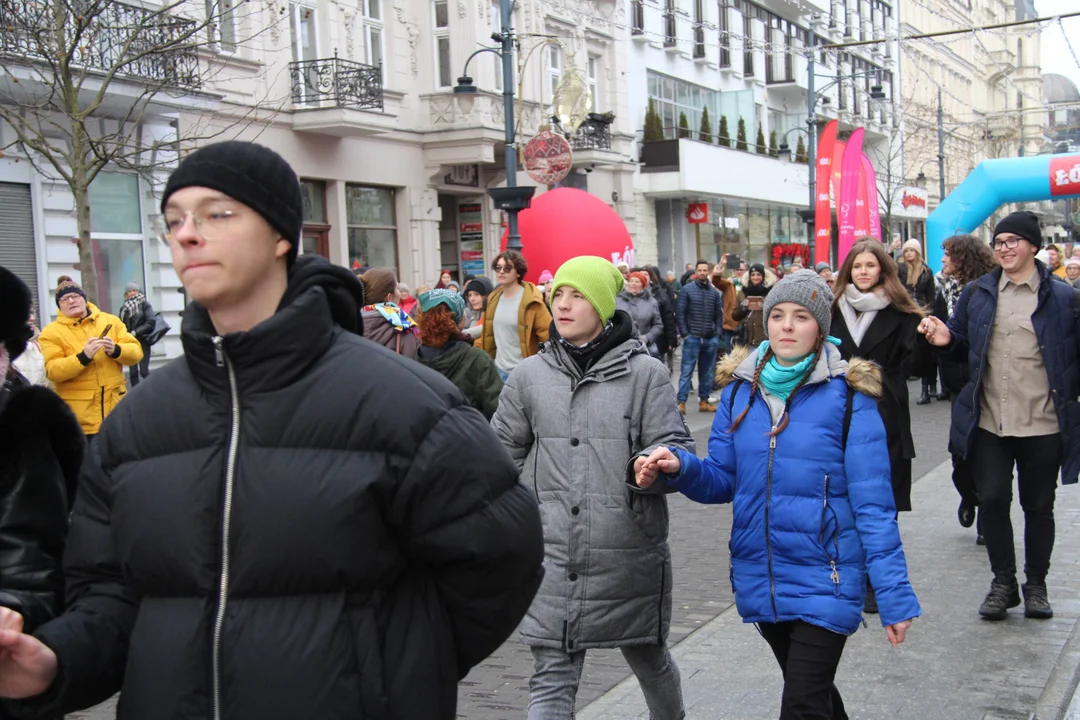 Polonez dla Łodzi 2024 na ul. Piotrkowskiej w Łodzi