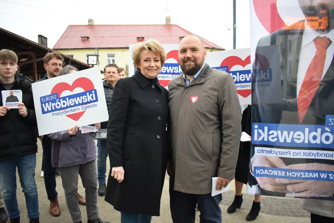 Lepsze połączenia ze Zgierza do Łodzi? Trwa kampania wyborcza [ZDJECIA] - Zdjęcie główne