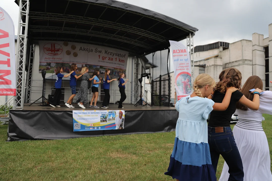 Piknik rodzinny ze św. Krzysztofem i misjami - tak bawili się parafianie [ZDJĘCIA] - Zdjęcie główne