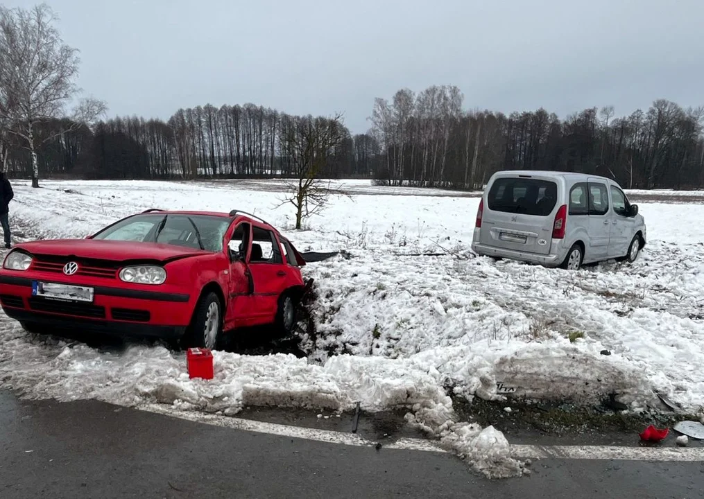 Terytorialsi świadkami wypadku. Ruszyli na pomoc poszkodowanym (ZDJĘCIA) - Zdjęcie główne