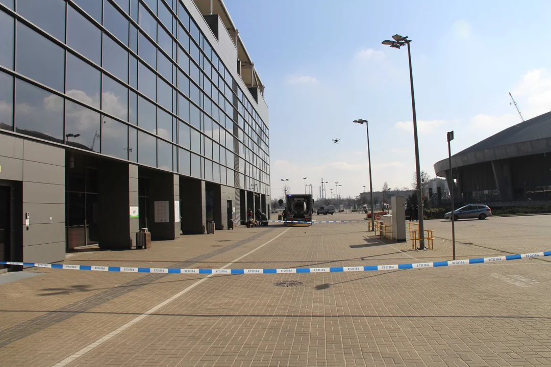 Ćwiczenia służb specjalnych na stadionie ŁKS-u