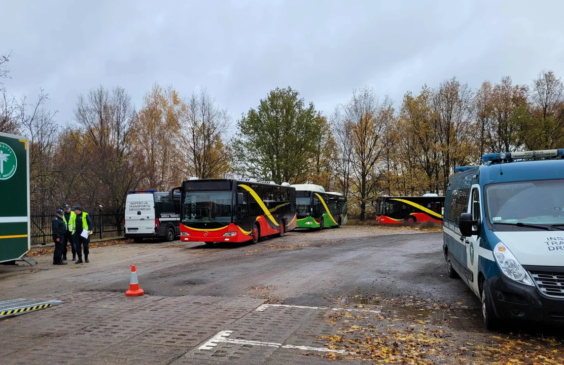 Kontrola autobusów komunikacji miejskiej w Zgierzu