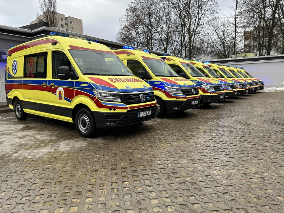 Nowe ambulanse w powiecie zierskim