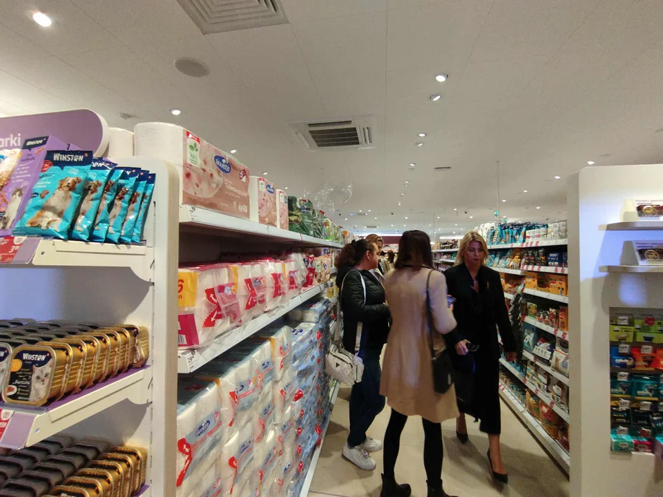 Rossmann nr 2000 otwarty w Łodzi. Przypomina luksusową łazienkę