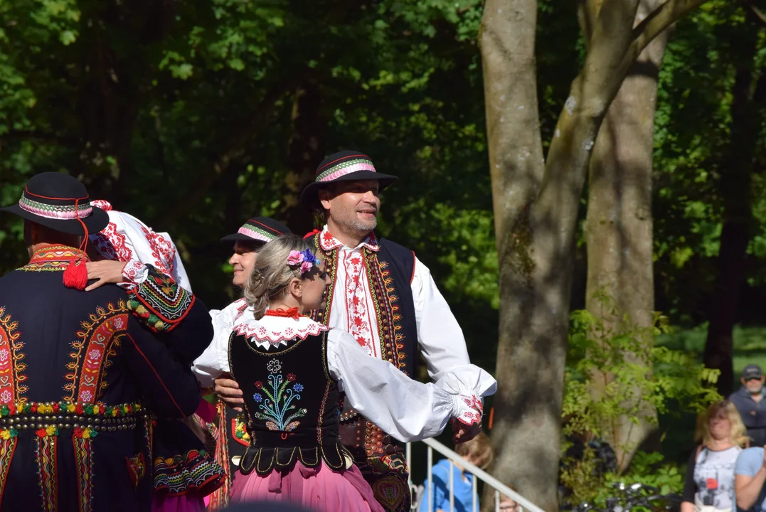 Spotkanie z folklorem w Parku Julianowskim