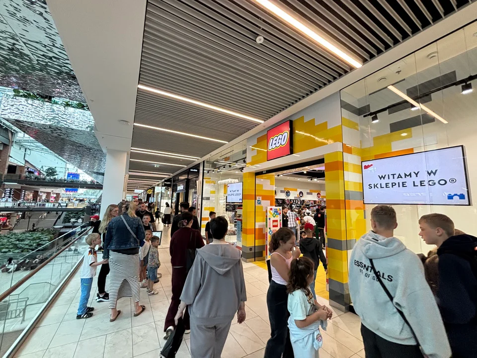 Darmowe klocki LEGO w Gdańsku. Tłumy przed LEGO Store
