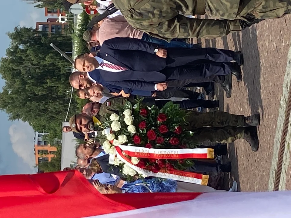 Prezydent Karol Nawrocki w Gdańsku. Złożył wieniec przed pomnikiem Witolda Pileckiego
