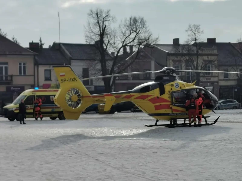 Lądowanie LPR na Nowym Rynku w Łowiczu