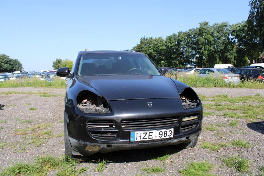 Miasto sprzedaje auta odholowane z łódzkich ulic