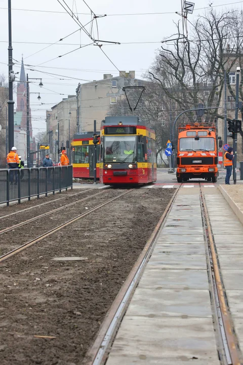 Jazdy testowe tramwajem po Wojska Polskiego w Łodzi