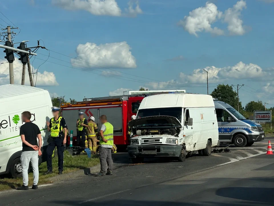 Czerwone światło przyczyną kolizji na ul. Łęczyckiej