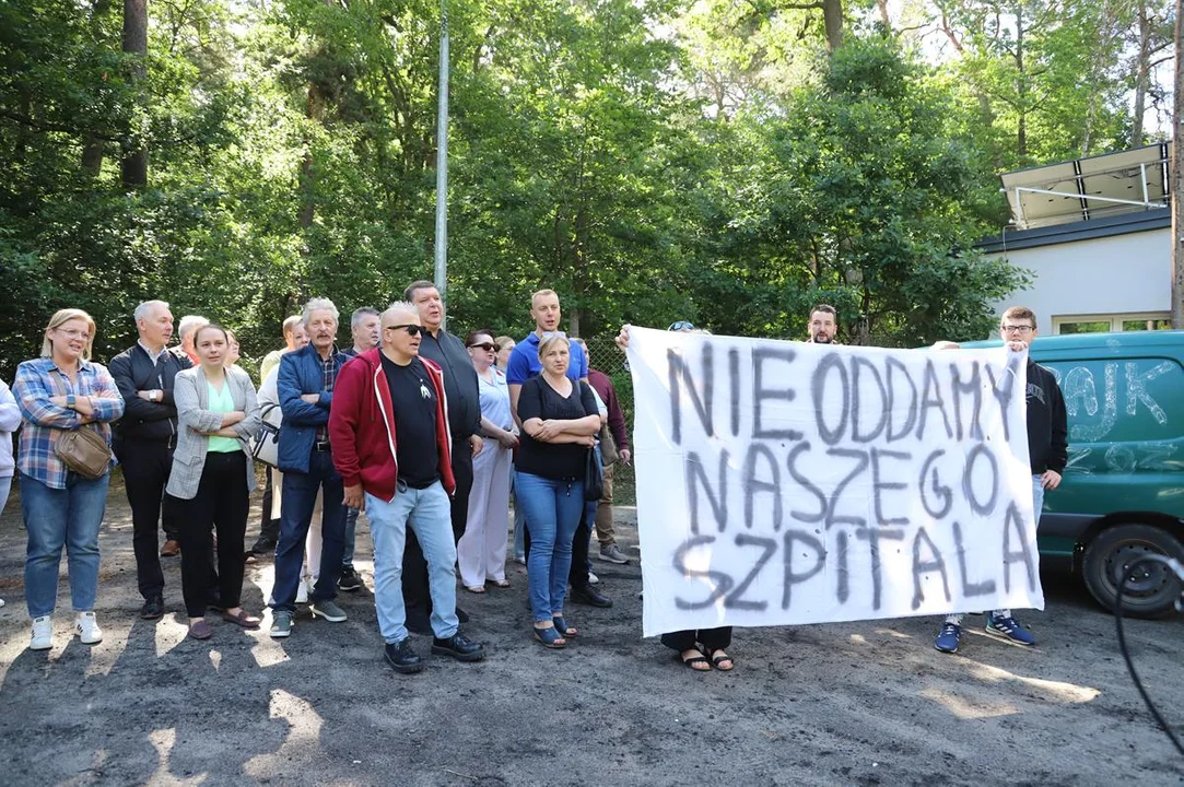 Protest pracowników szpitala w Gostyninie-Zalesiu