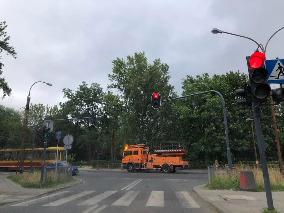 Zatrzymanie tramwajów przy Pomorskiej w Łodzi