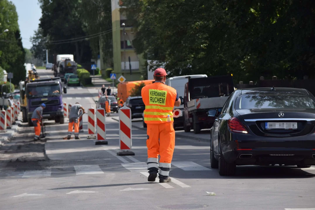 Wymiana nawierzchni na ulicy Rembowskiego