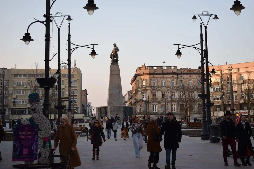 Będą kary dla wykonawcy remontu pl. Wolności. Skończy się sądem?