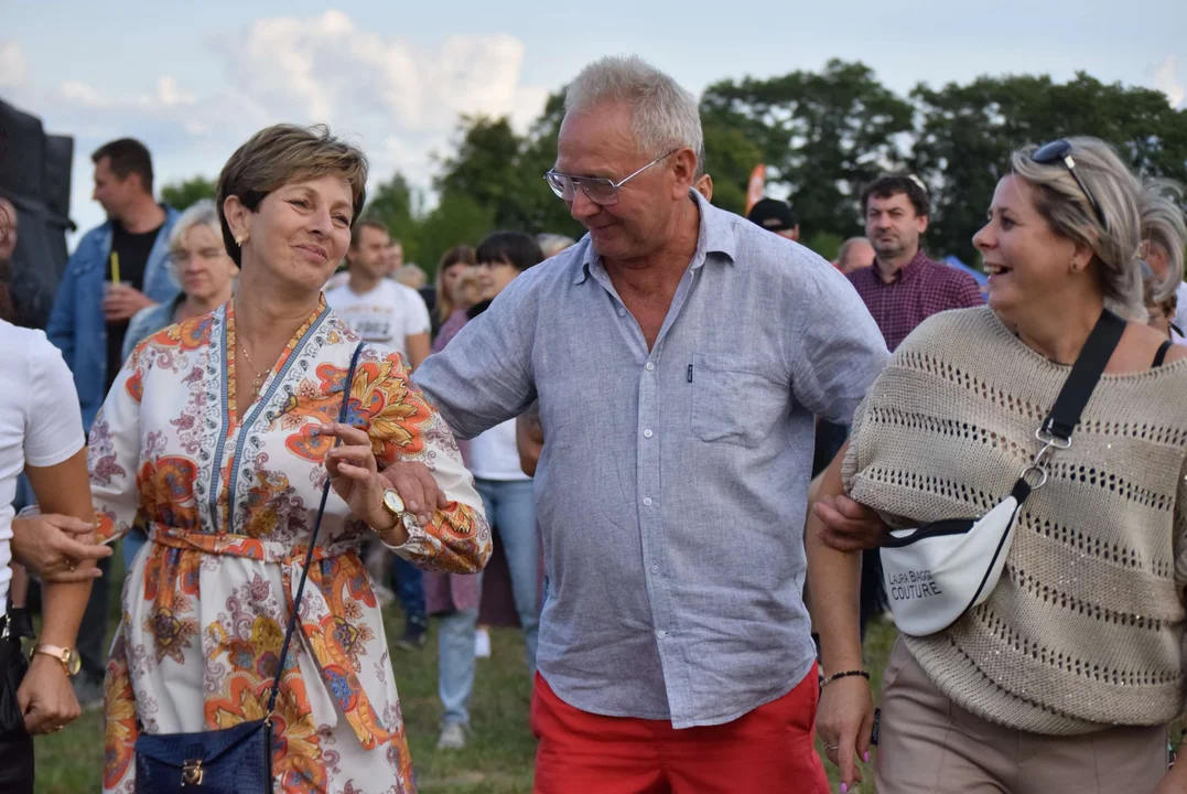 Dożynki gminy Stryków w Warszewicach