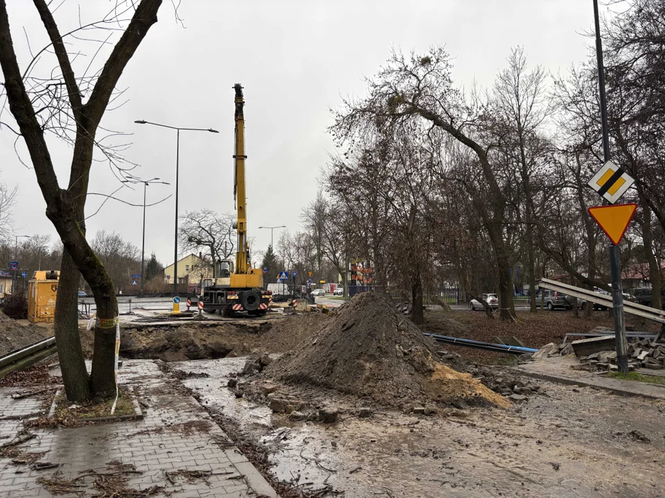 Trwa odbudowa mostku na ulicy Siewnej w Łodzi