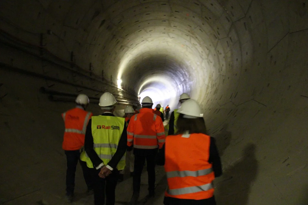 Trwa budowa tunelu kolejowego pod Łodzią - odcinek do przystanku Łódź Koziny