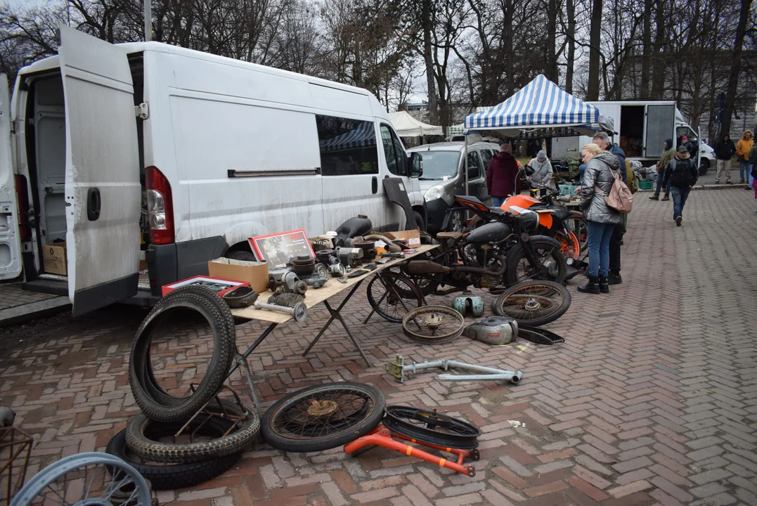 Zimowa edycja Moto Weteran Bazar 2025