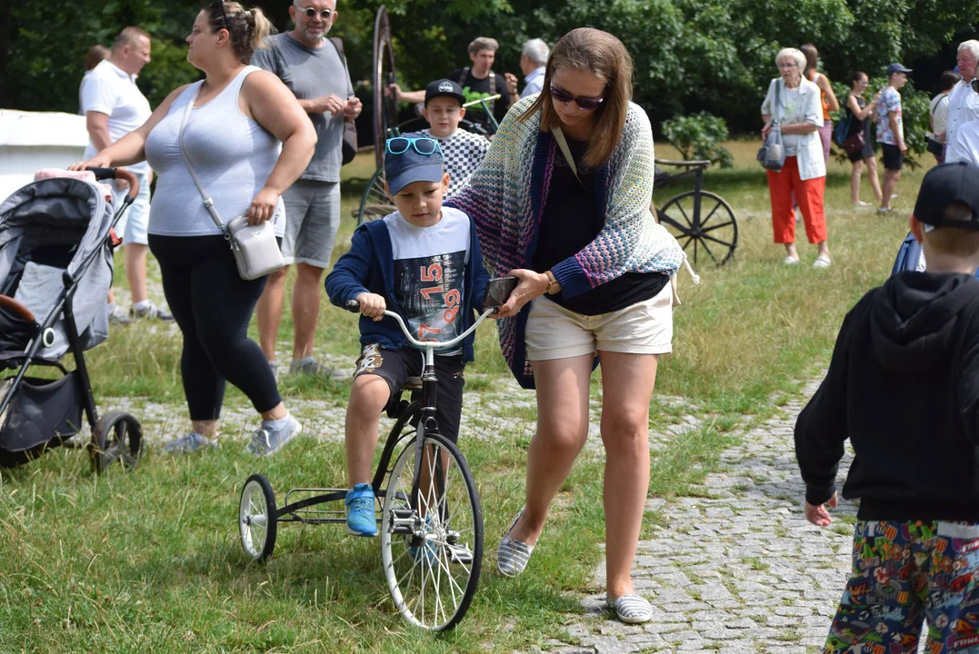 Historia rowerów w Parku Julianowskim na 600. urodizny Łodzi