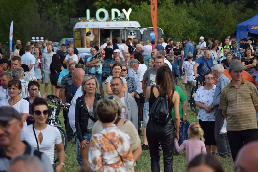 Dożynki gminy Stryków w Warszewicach