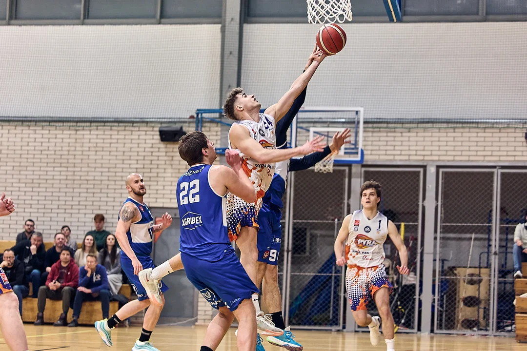Pyra AZS vs Wiara Lecha