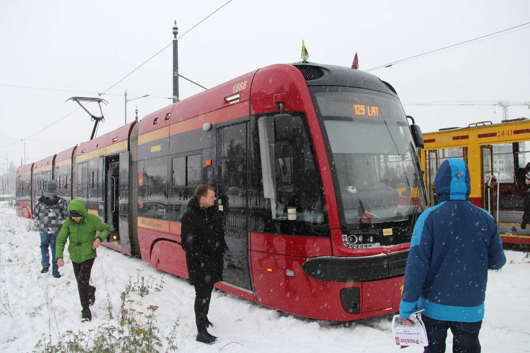 Wielka Parada Zabytkowych Tramwajów i Autobusów w Łodzi