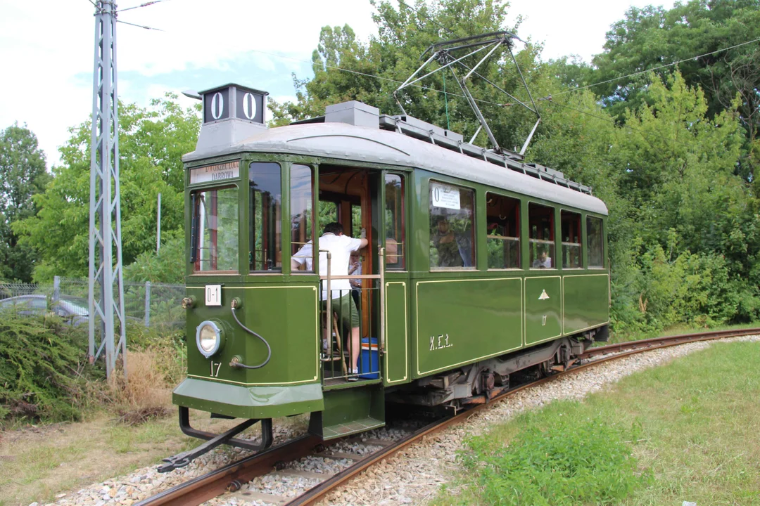 Zabytkowe tramwaje na łódzkich ulicach