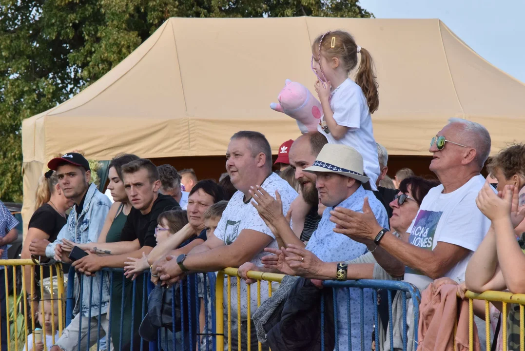 Dożynki gminy Stryków w Warszewicach