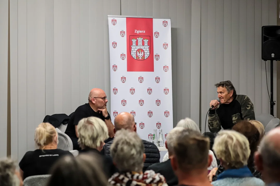 Spotkanie z Krzysztofem Majchrzakiem w Bibliotece przy Długiej