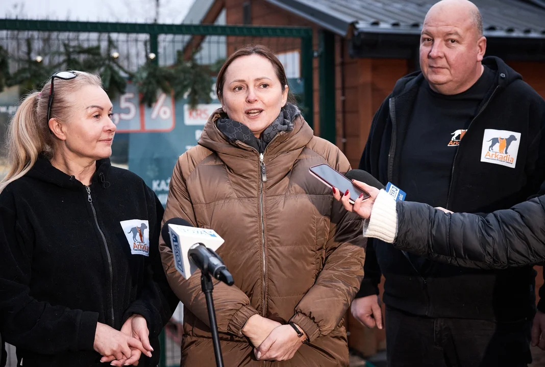 Trzy tony prezentów dla schronisk w Łódzkiem, 27.12.2024 r.